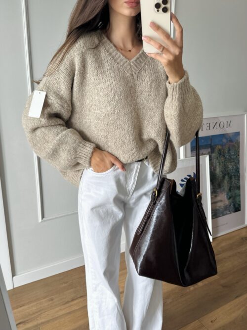 Sweter V-Neck - Sand Beige